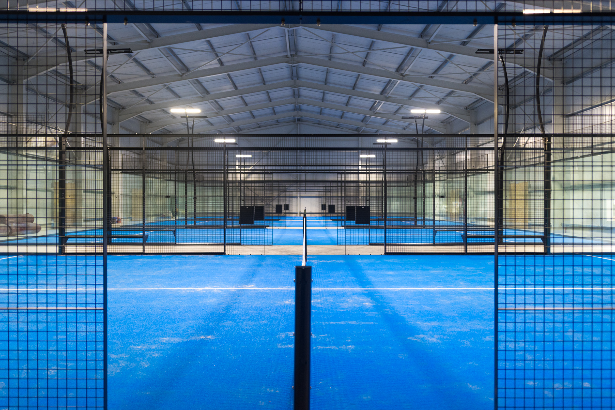 Terrain indoor 1 — Pulse Padel Wavre